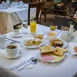 Apollonion Hotel 3*