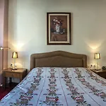 Apollonion Hotel