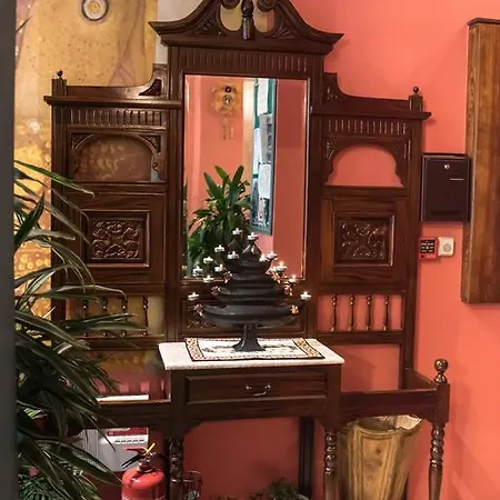 Hotel Apollonion 3*