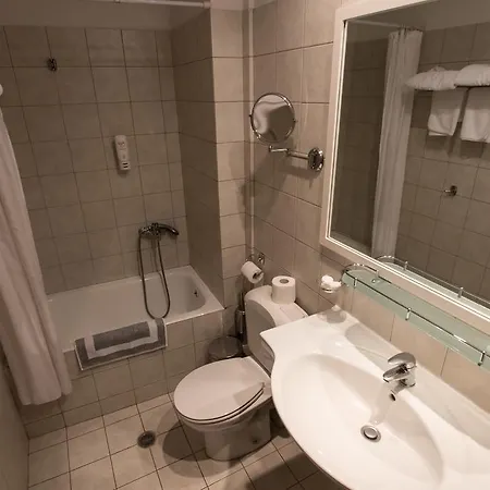 Apollonion 卡尔派尼西翁