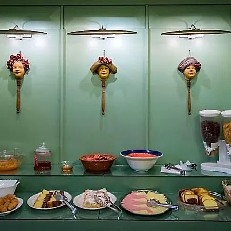 Hotel Apollonion 3*